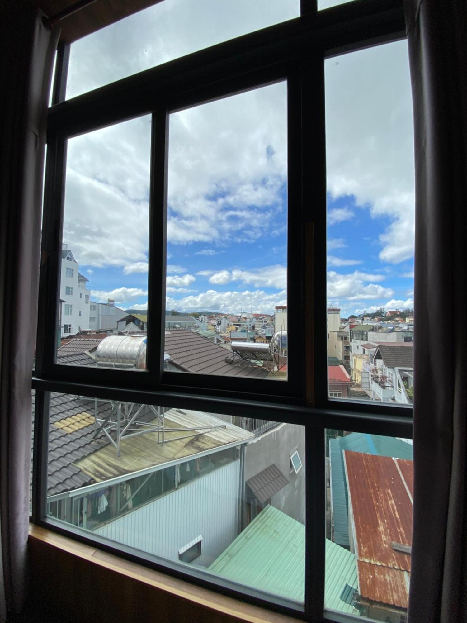 Hotel Dalat Bagian luar foto